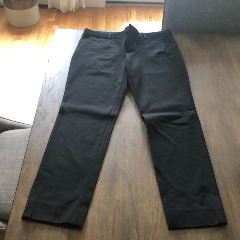 Banana Republic Sloan Dress Pant, Size 6- Black